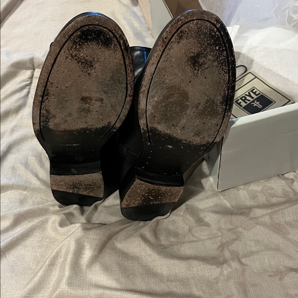 Frye black boots 6.5 preowned (see pics for condition) - Picture 4 of 6